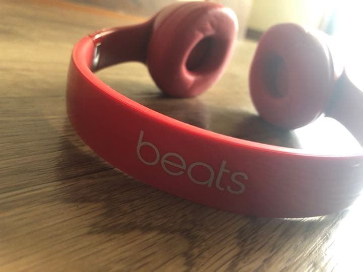 ヘッドホン Beats by Dr Dre beatssolo2
