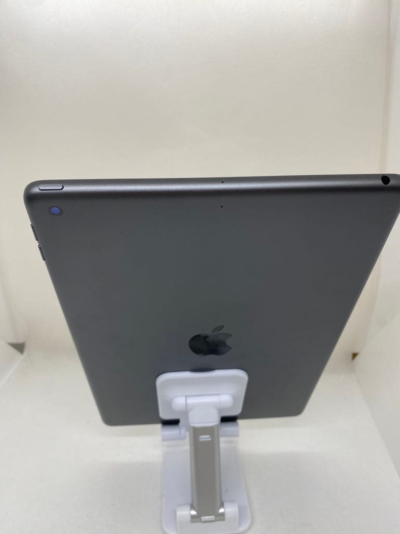 iPad 第9世代 64GB バッテリー99% WYFHR