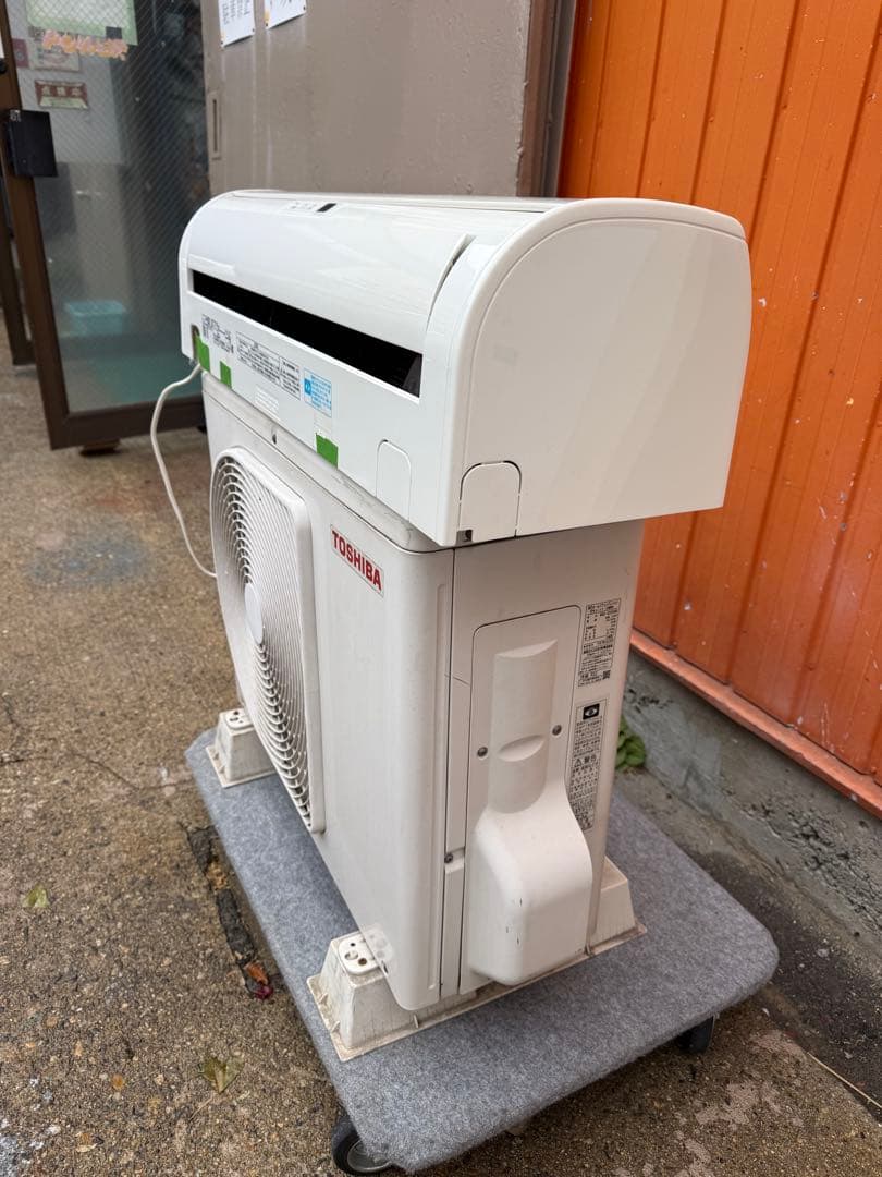 主に6畳　2017年　東芝　RAS-C225AD TOSHIBA エアコン