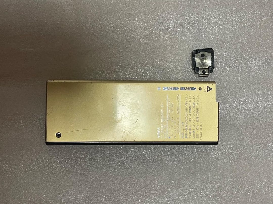 AIWA　FMラジオ　CR-1 ジャンク品