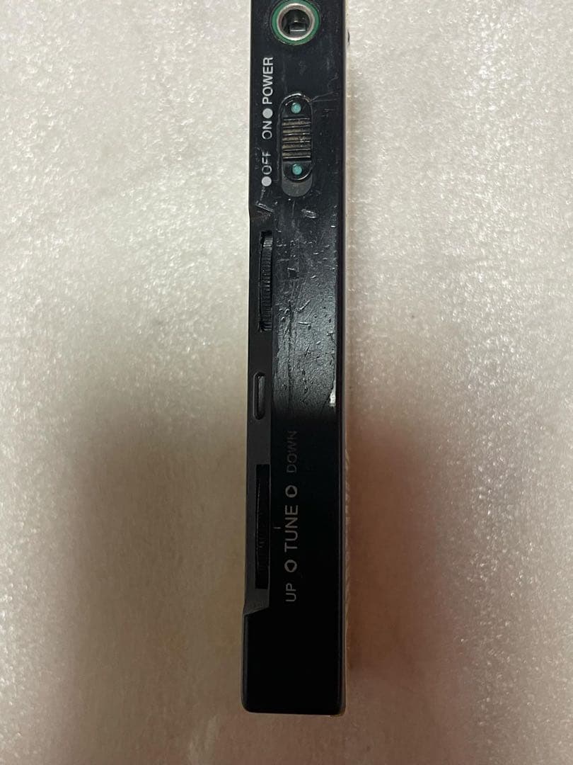 AIWA　FMラジオ　CR-1 ジャンク品