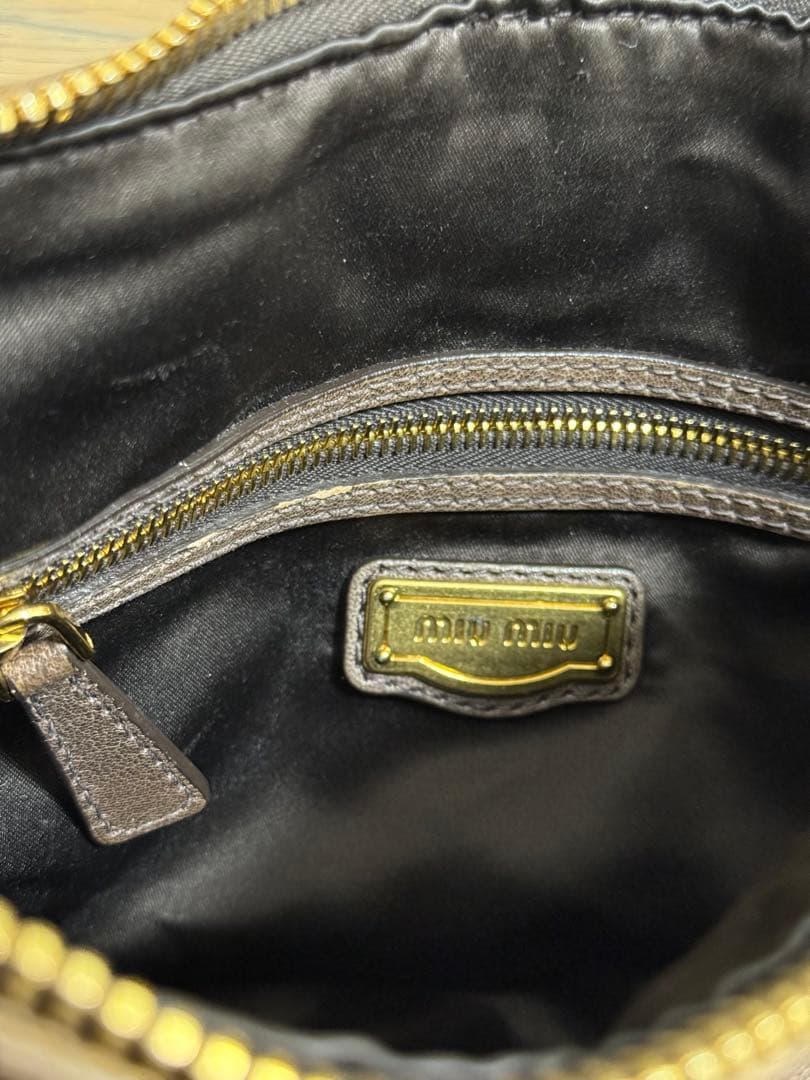 MIU MIU ブラウンレザートートバッグ美品