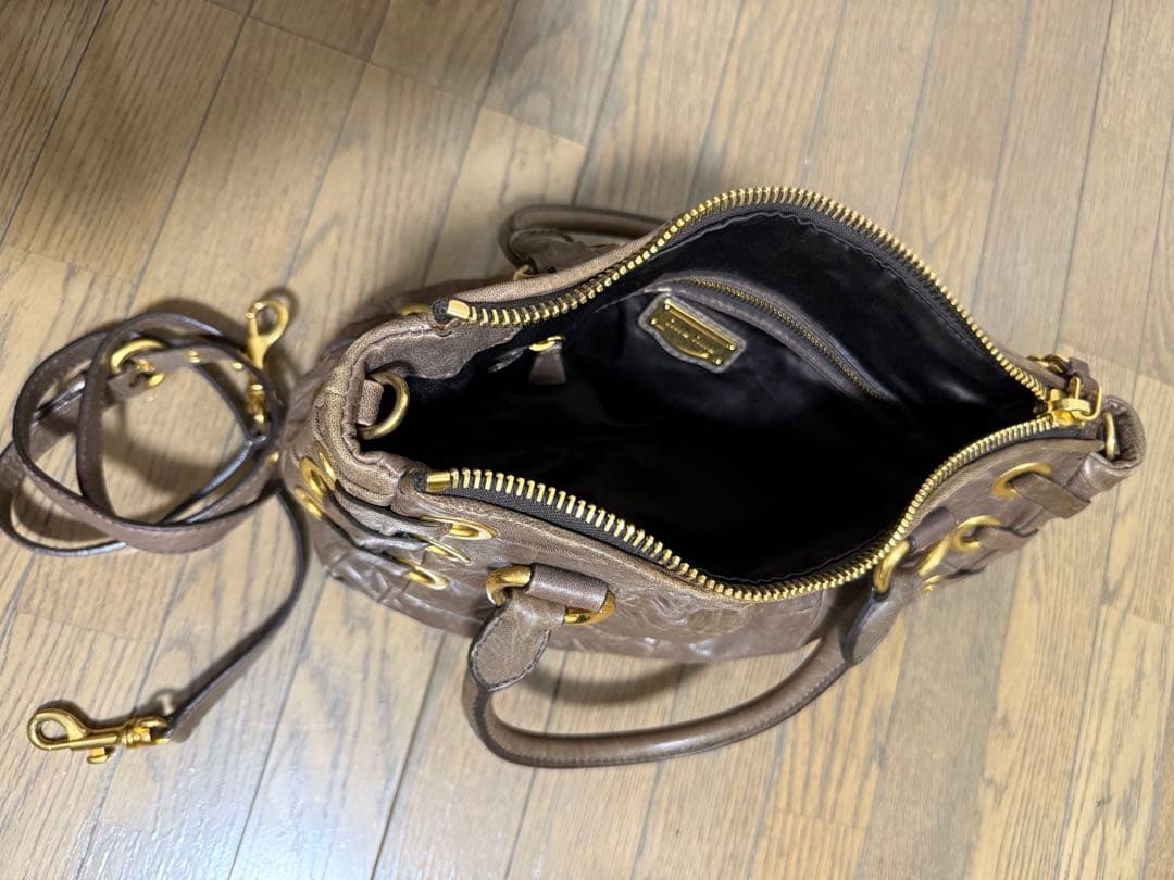 MIU MIU ブラウンレザートートバッグ美品