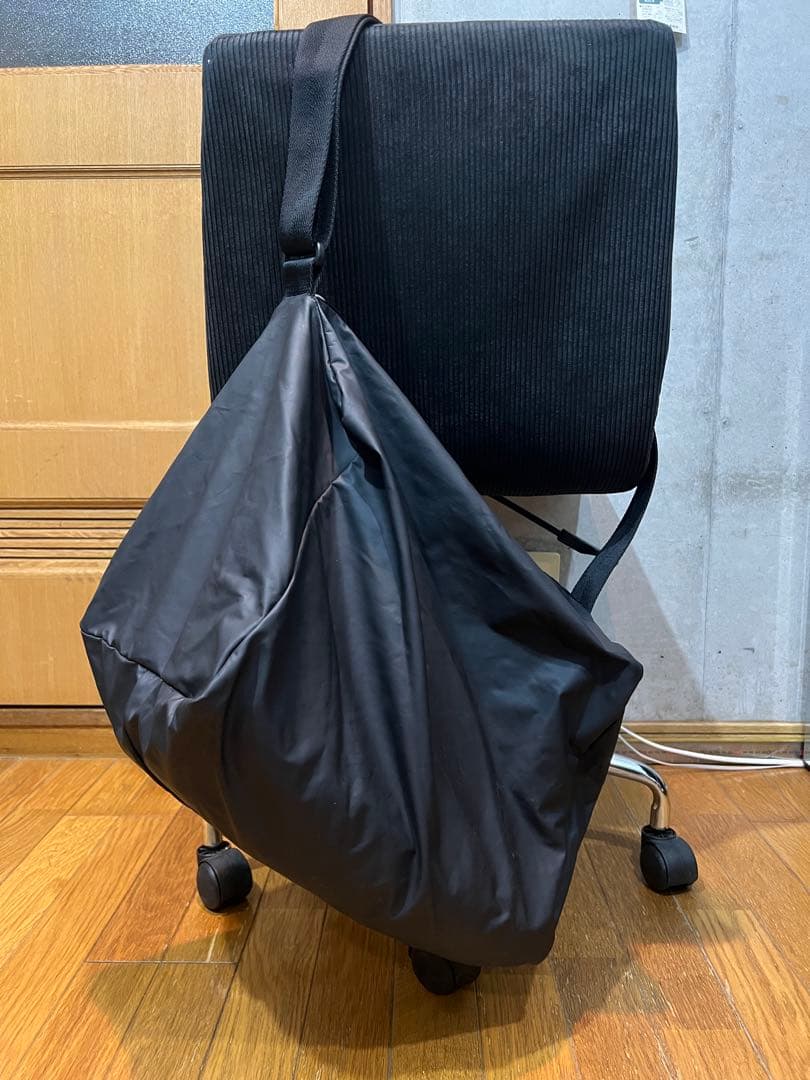 MM6 ナイロン ショルダーバッグ ブラック 中古