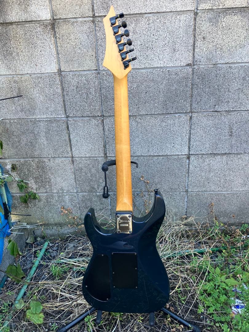 シャーベル製エレキギター　CDS-055 SSH 中古品