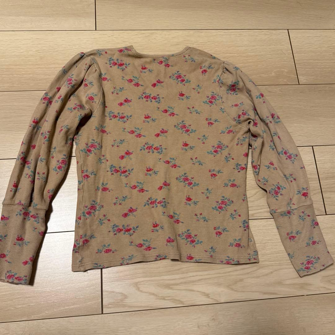 HOLIDAY 花柄　スーパーリブ　パフ　ロングスリーブ　トップス