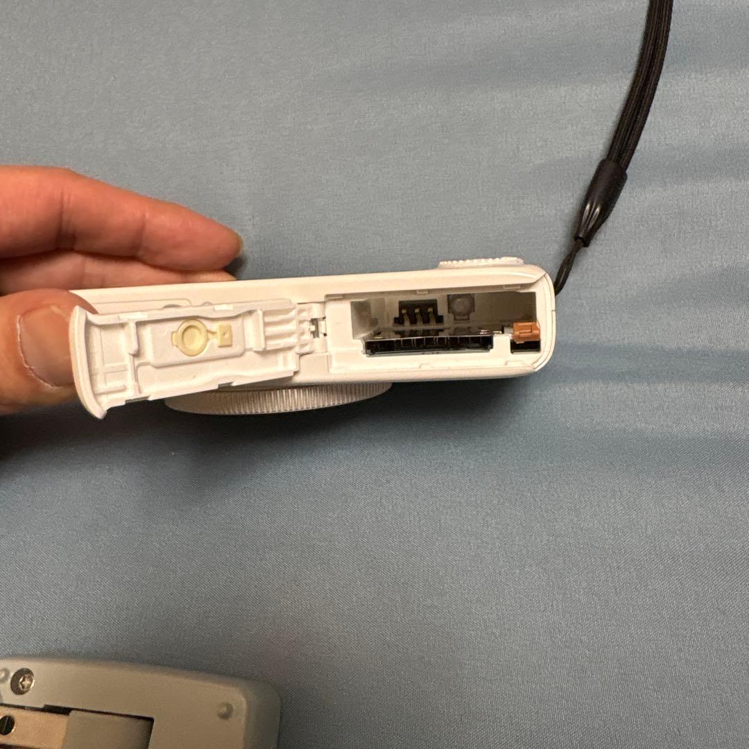 ⭐︎セブンイレブン限定⭐︎Wi-Fi搭載Canon S200デジカメ