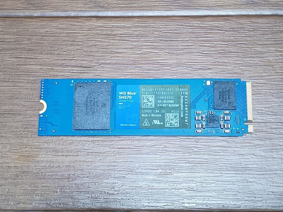 内蔵型SSD (M.2 SSD) WD Blue 1TB SN570 WDS100T3B0C