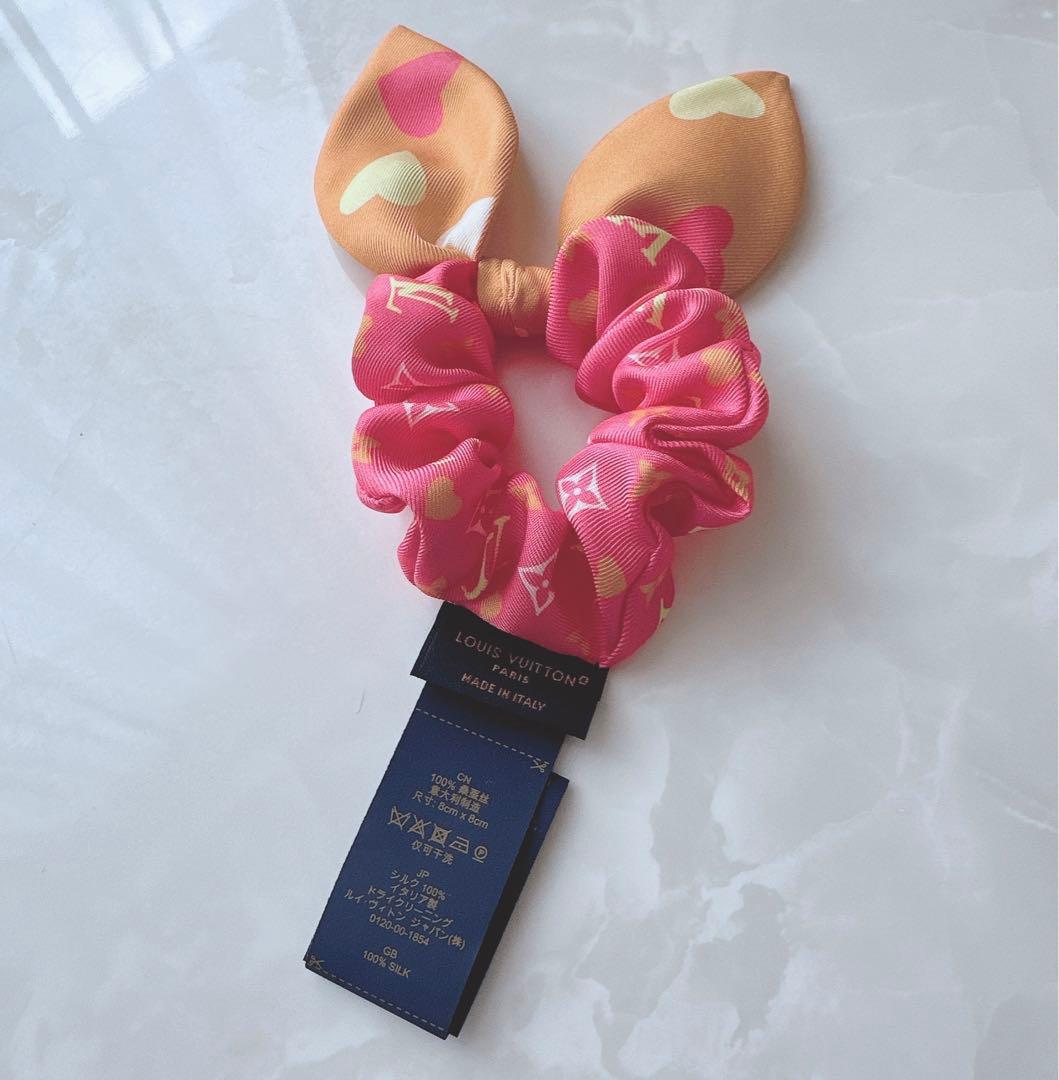 正規品　新品　ルイヴィトン　シュシュ　ゲームオン