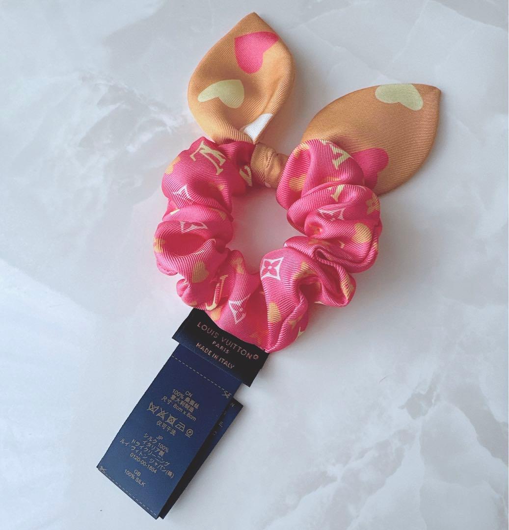 正規品　新品　ルイヴィトン　シュシュ　ゲームオン