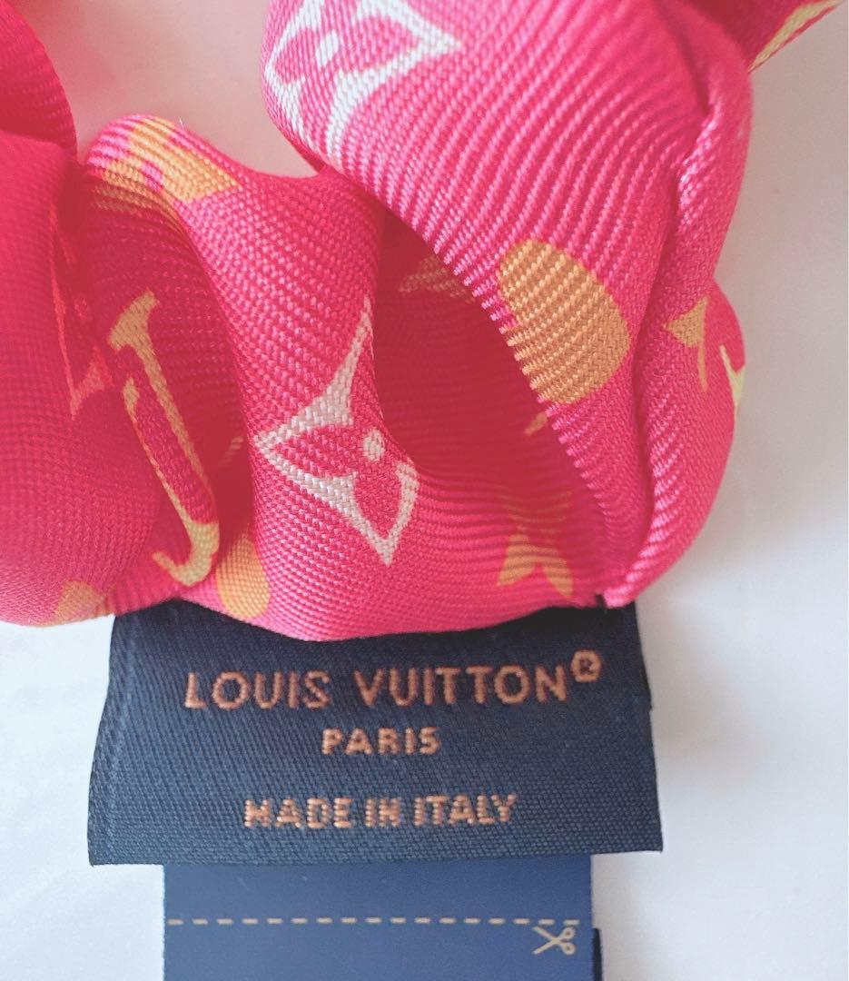 正規品　新品　ルイヴィトン　シュシュ　ゲームオン