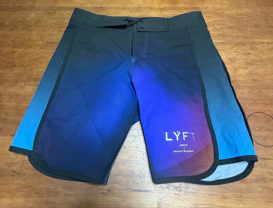 LYFT サーフパンツ XSサイズ グラデーション