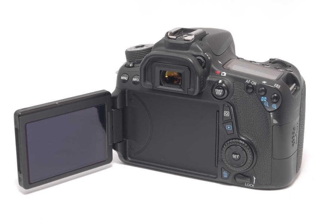 ⭐️Wi-Fi搭載⭐️Canon EOS 70D キャノン　デジタル一眼レフ