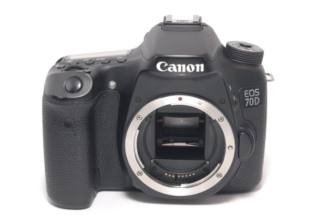 ⭐️Wi-Fi搭載⭐️Canon EOS 70D キャノン　デジタル一眼レフ