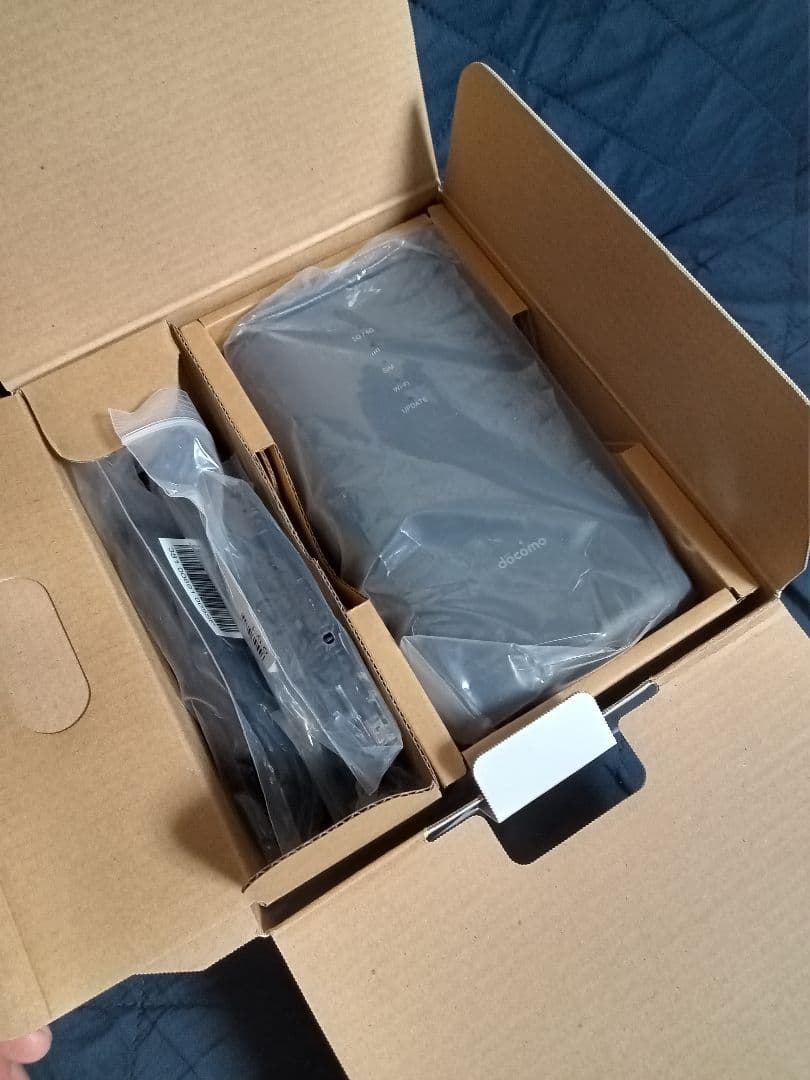  5G HR02セット　利用制限なし