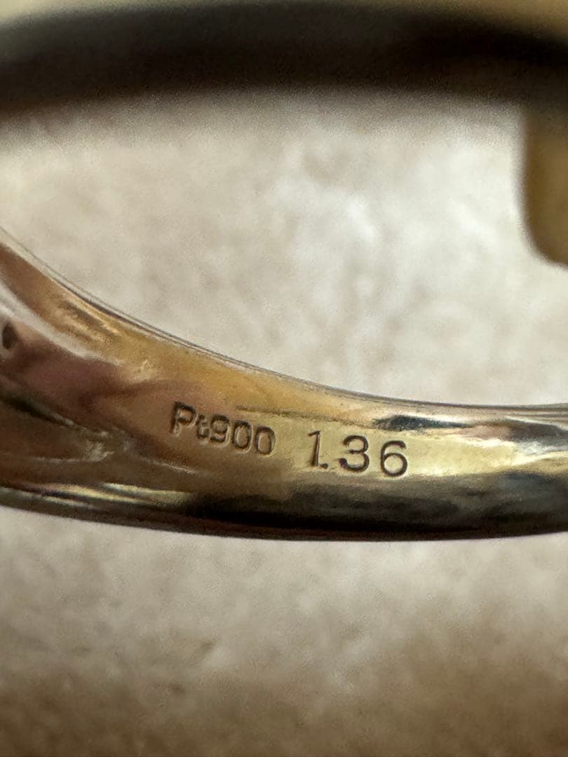 【大幅値下げ】　pt900/S1.36/D0.06 リング