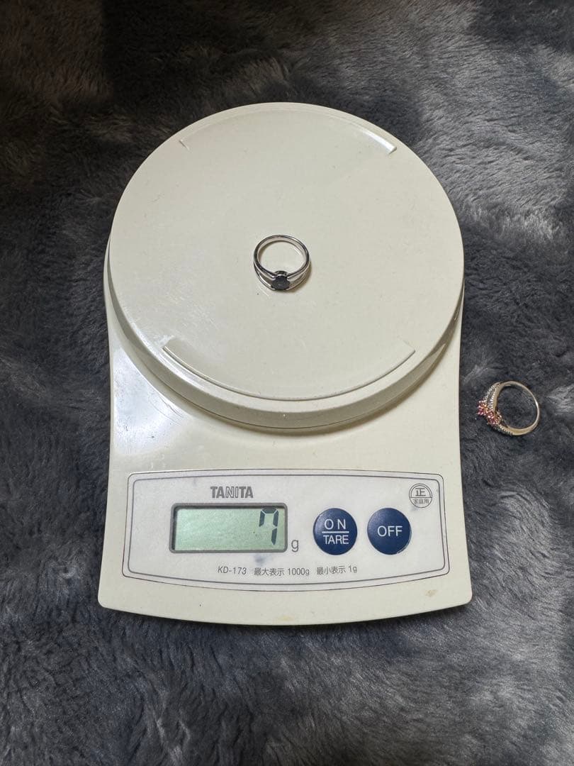 【大幅値下げ】　pt900/S1.36/D0.06 リング