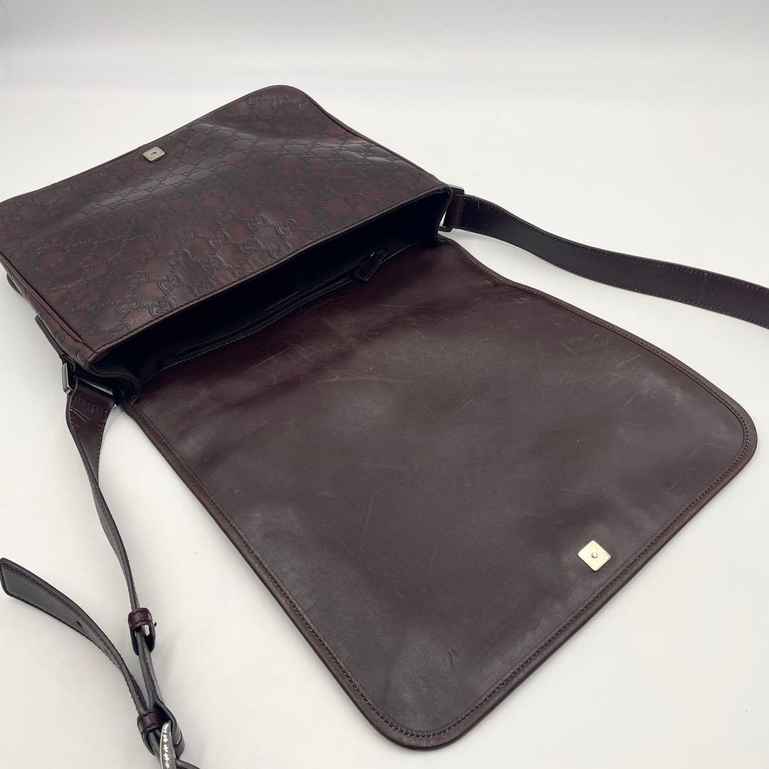 【美品】GUCCIグッチシマレザー メッセンジャーバッグ メンズ クロスボディ