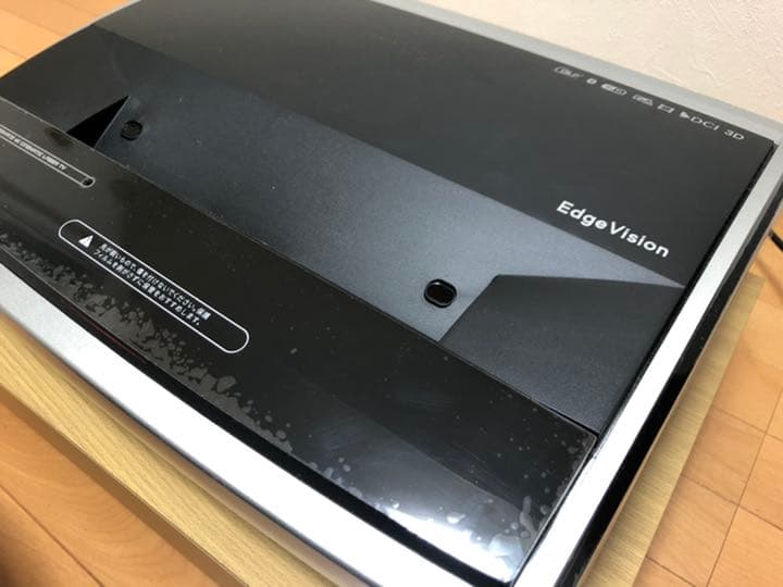 EDGENITY / Edge Vision 超短焦点4Kプロジェクター