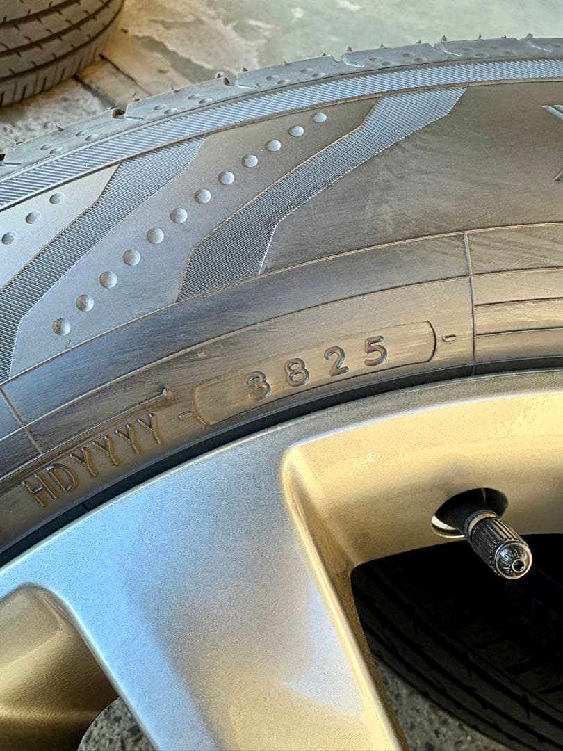 40アルファード 純正18インチホイール