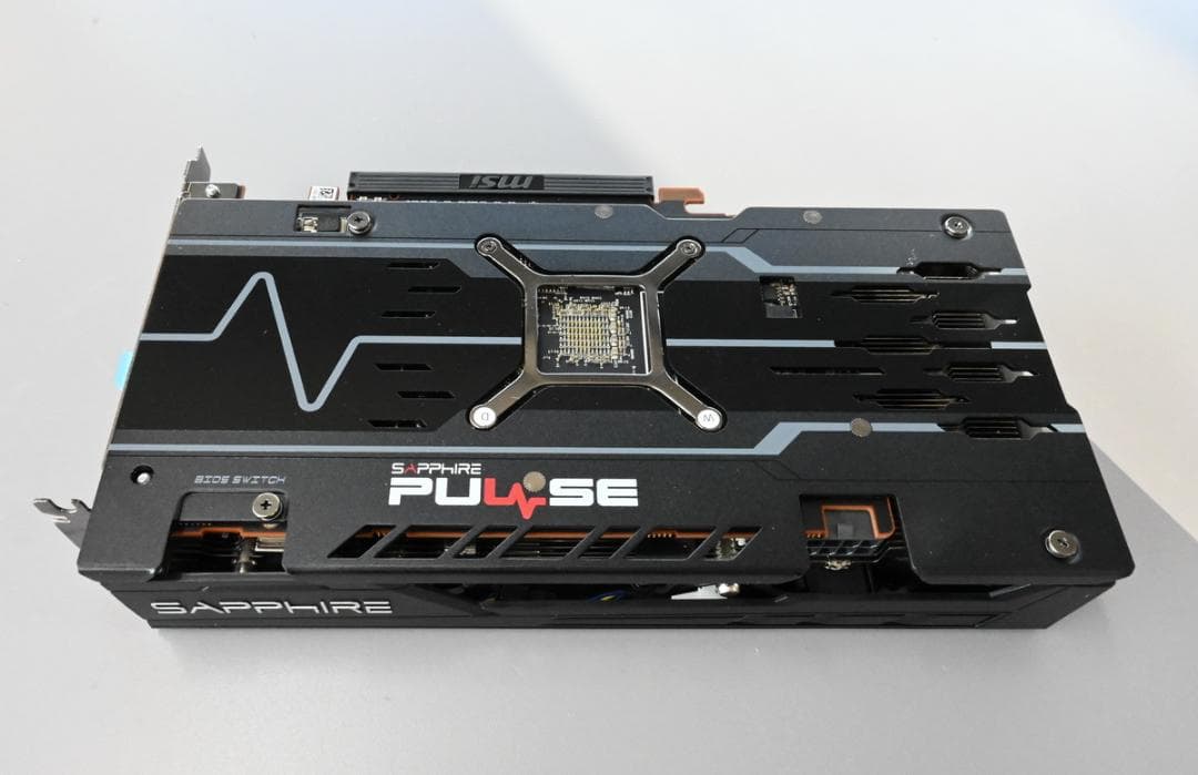 グラフィックボード・グラボ・ビデオカード SAPPHIRE PULSE RADEON RX 5500 XT 4GB