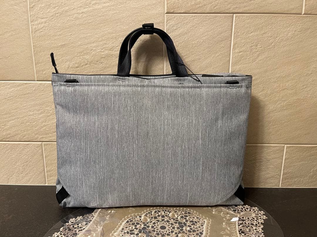 【新品】ISIT ビジネスバッグ/リュック　グレー　22,000円　3Way