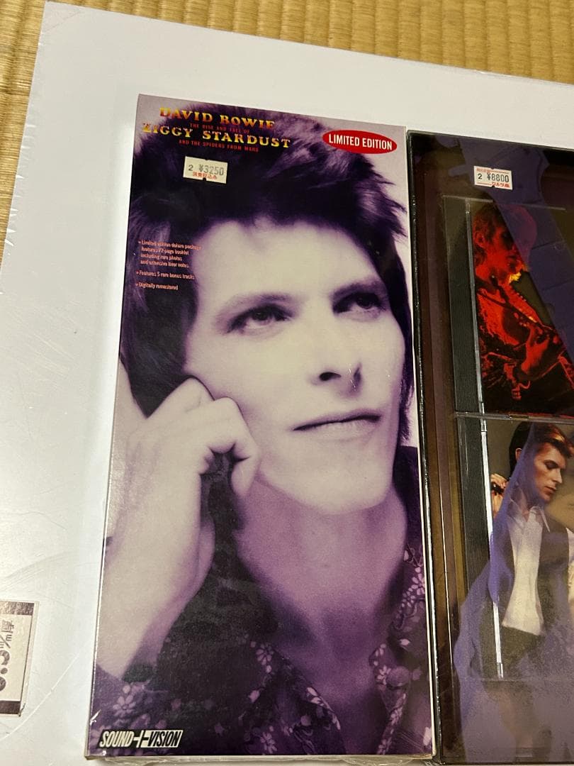 X*Z様 DAVID BOWIE SOUND+VISION 2タイトル　未開封