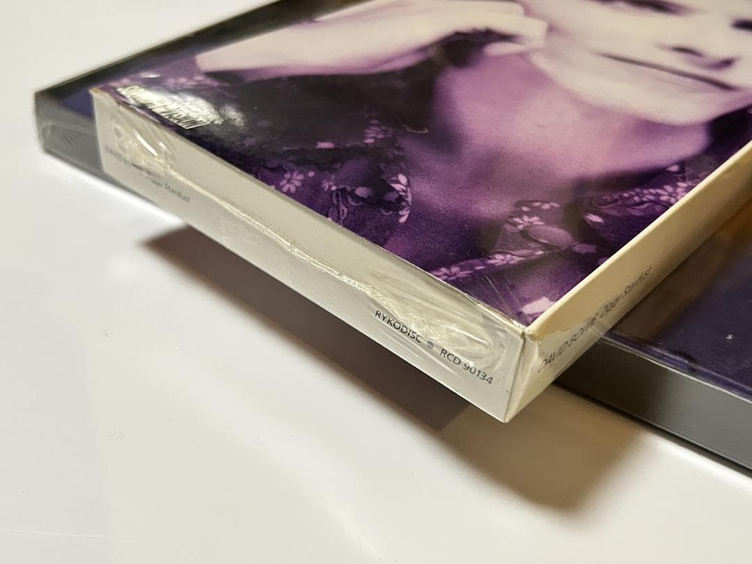 X*Z様 DAVID BOWIE SOUND+VISION 2タイトル　未開封