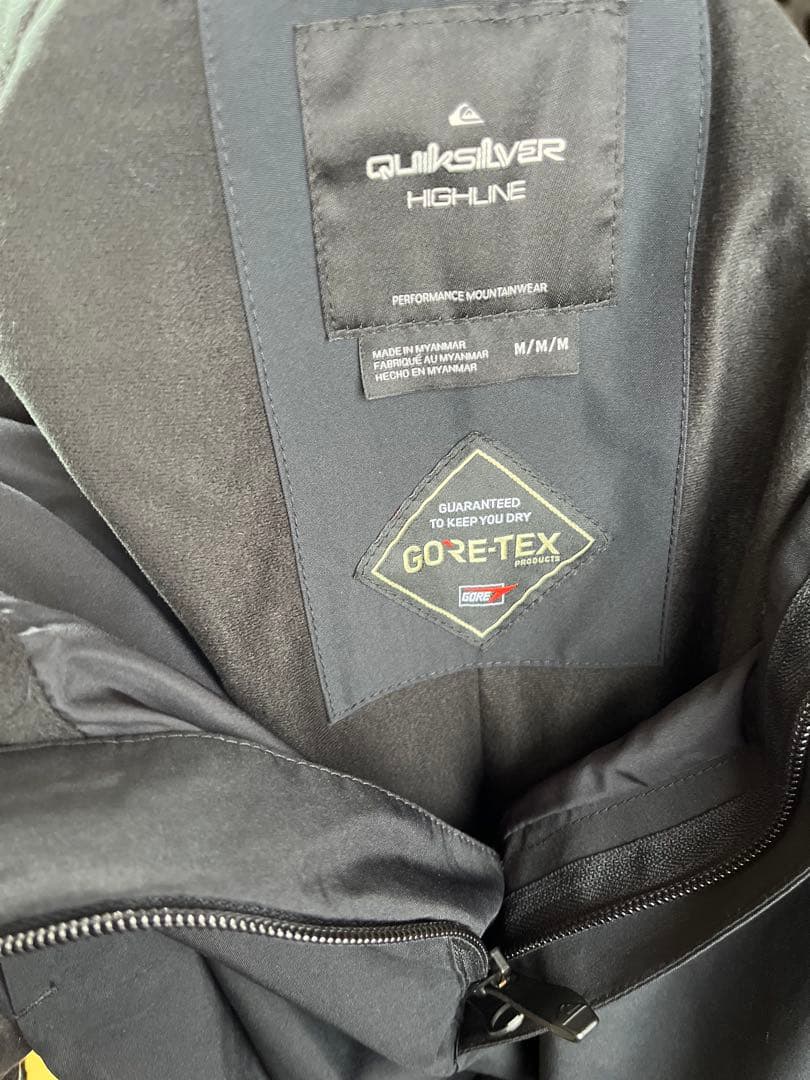 QUICKSILVER ビブパンツ　Mサイズ