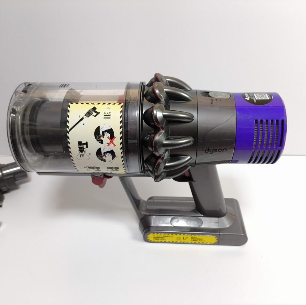 バッテリー良好　ダイソン SV12 サイクロン掃除機 本体と付属品 No22