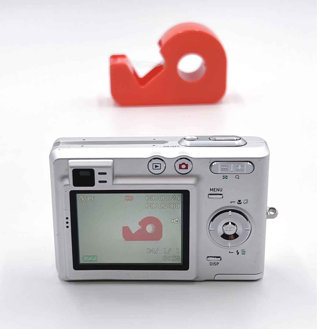 【美品】 CASIO EXILIM ZOOM EX-Z40 シルバー　コンデジ