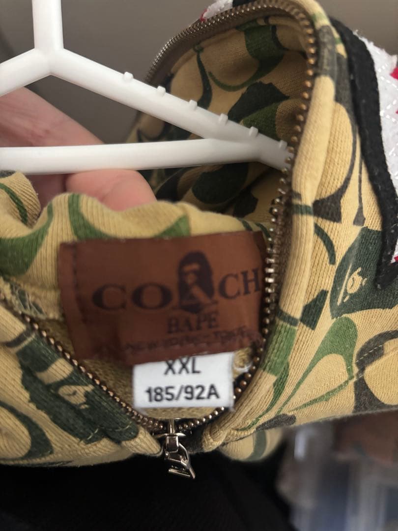 BAPE®xCOACH SHARKFULL ZIPHOODIE