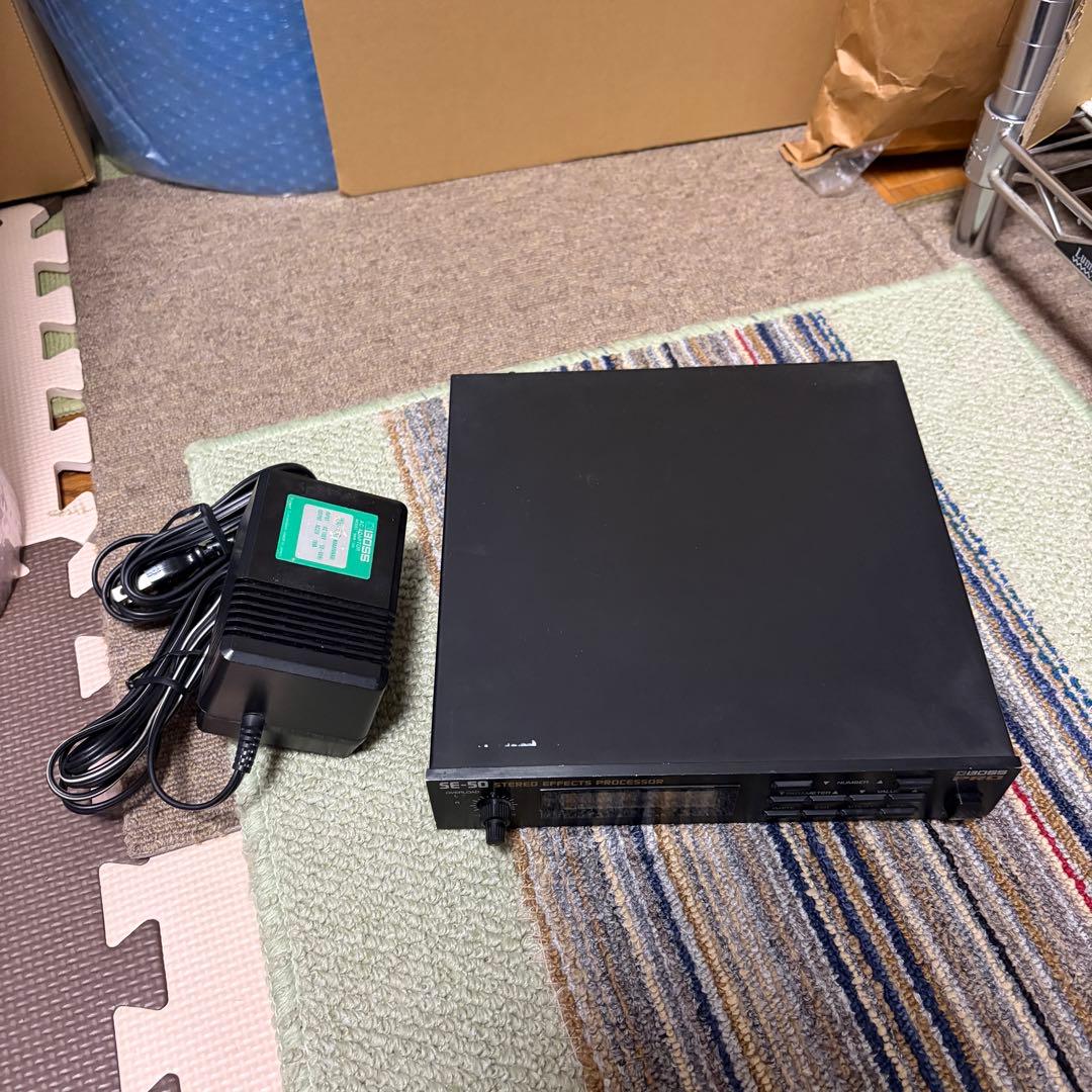 BOSS SE-50 マルチエフェクター　アダプター付き　BRB-100