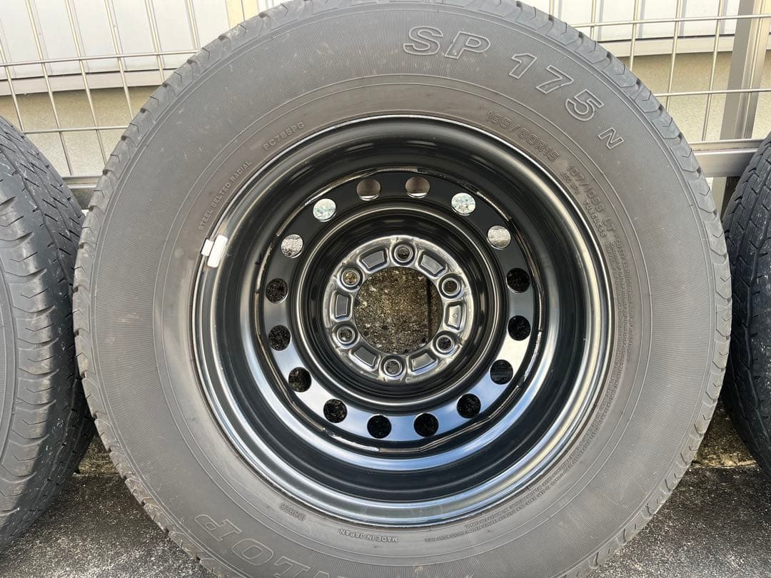 ハイエース　純正　DUNLOP 195/80R15 タイヤホイール4本セット