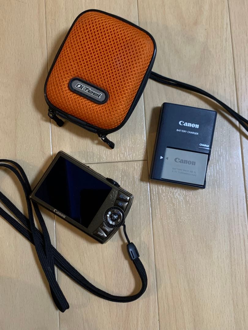 Canon IXY デジタルカメラ バッテリーチャージャー付き