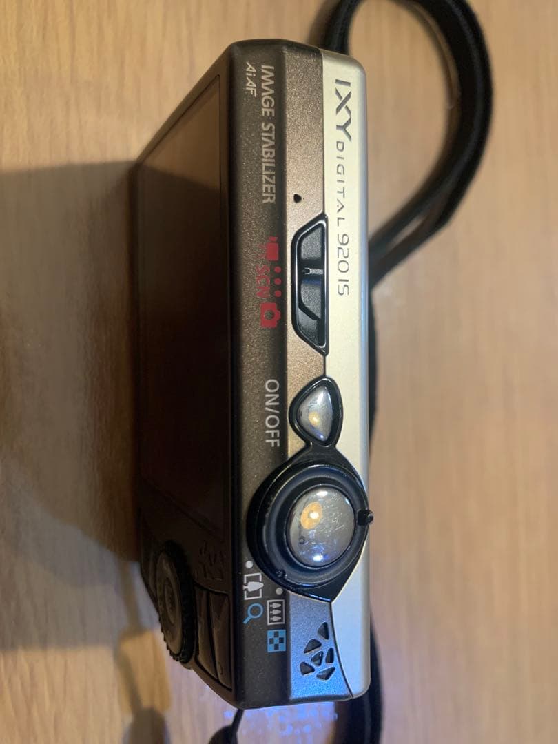 Canon IXY デジタルカメラ バッテリーチャージャー付き