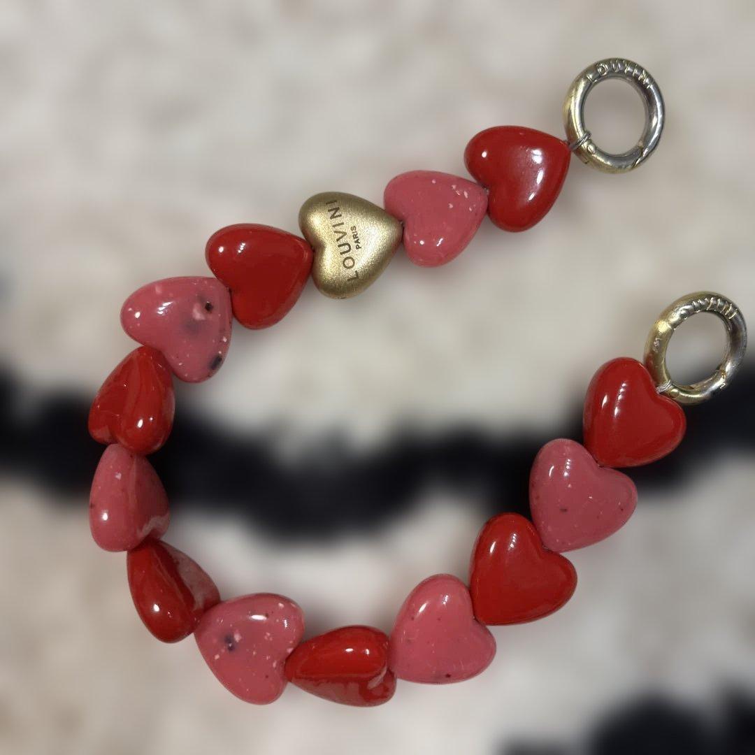 も*け様 美品【LOUVINI】 ハンドストラップPETIT CUORE　PIN