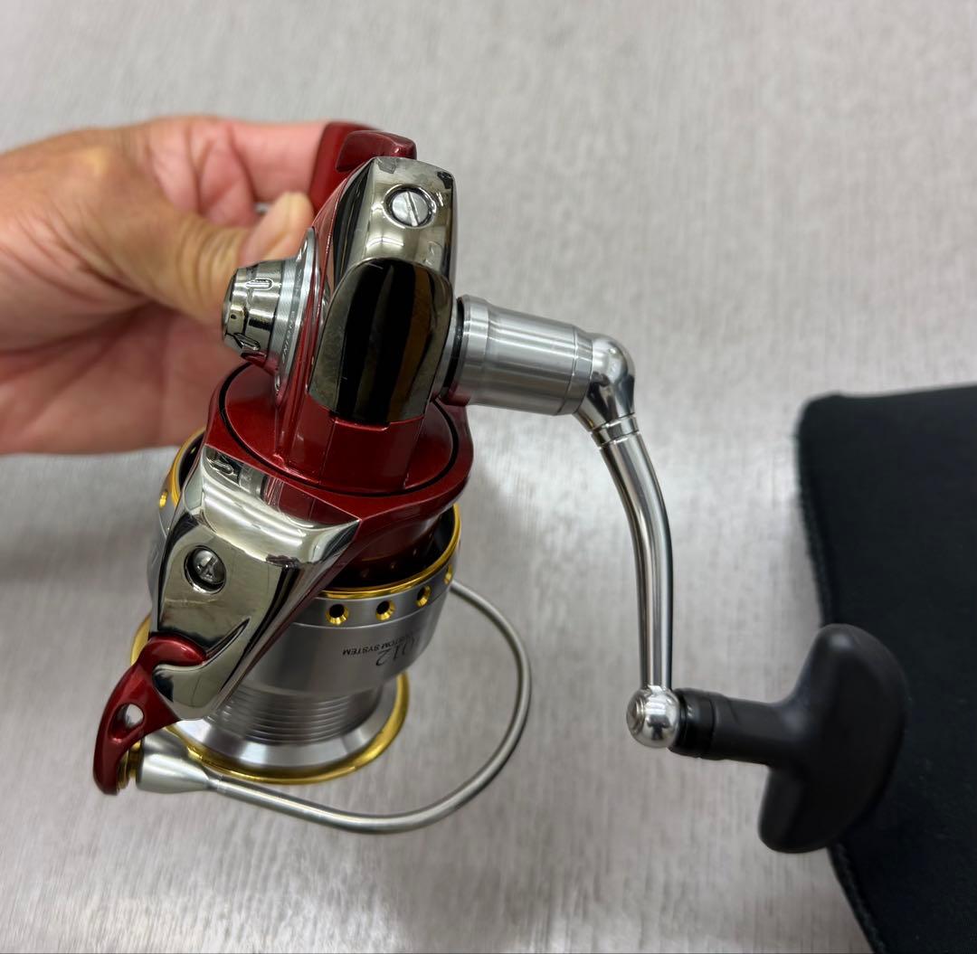 DAIWA セルテートカスタムボディ3000 レッド RCSスプール3012