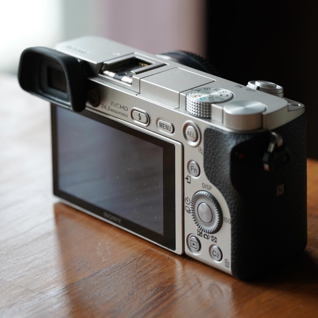 SONY α6000 パワーズームレンズキット ILCE-6000L S