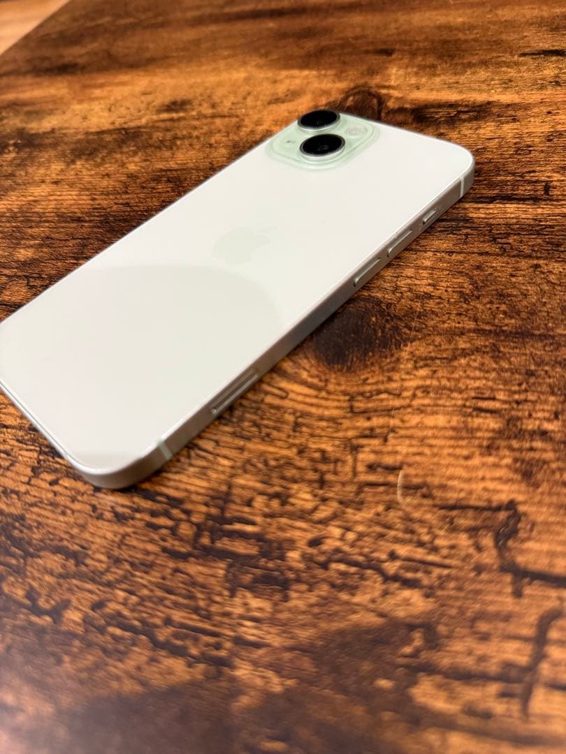 Apple iPhone 15 ミントグリーン 本体　256G