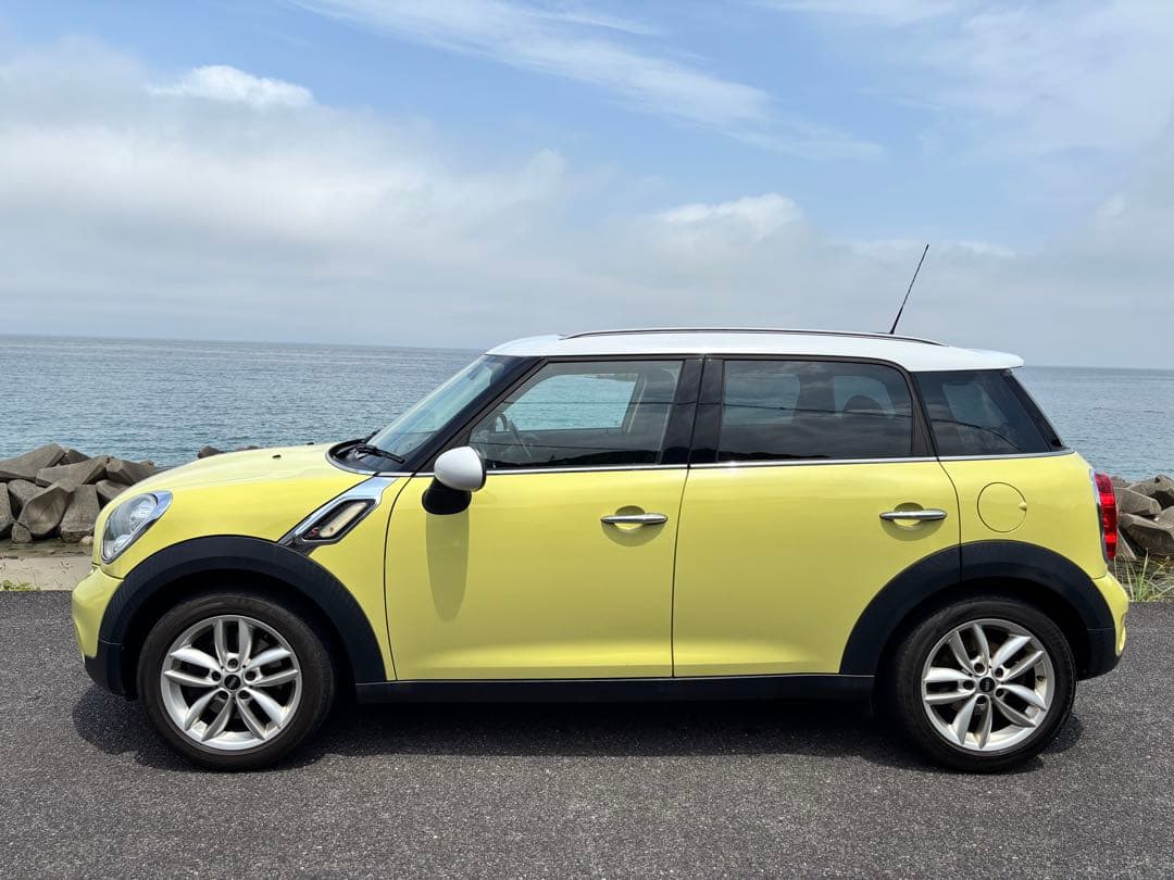 ミニクロスオーバー R60クーパーSターボ　希少ツインルーフ限定カラー