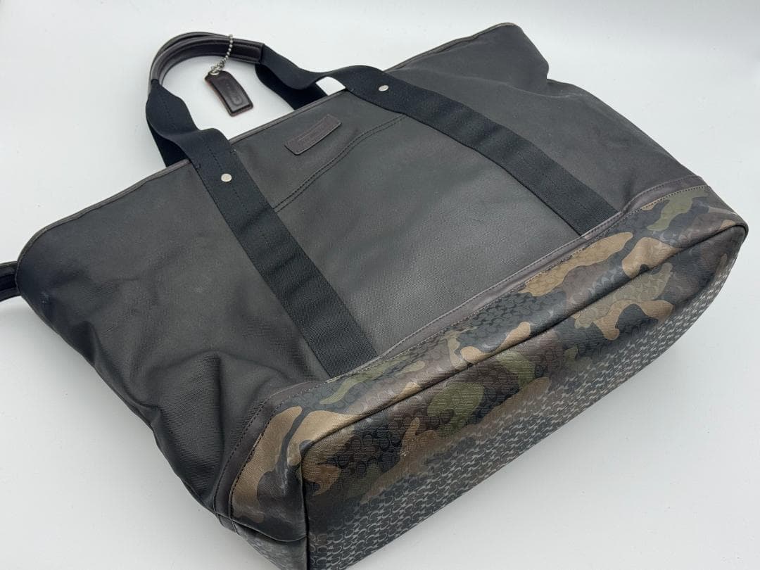 COACH F70832 ウィークエンド トートバッグ カモフラ柄 ポーチ付