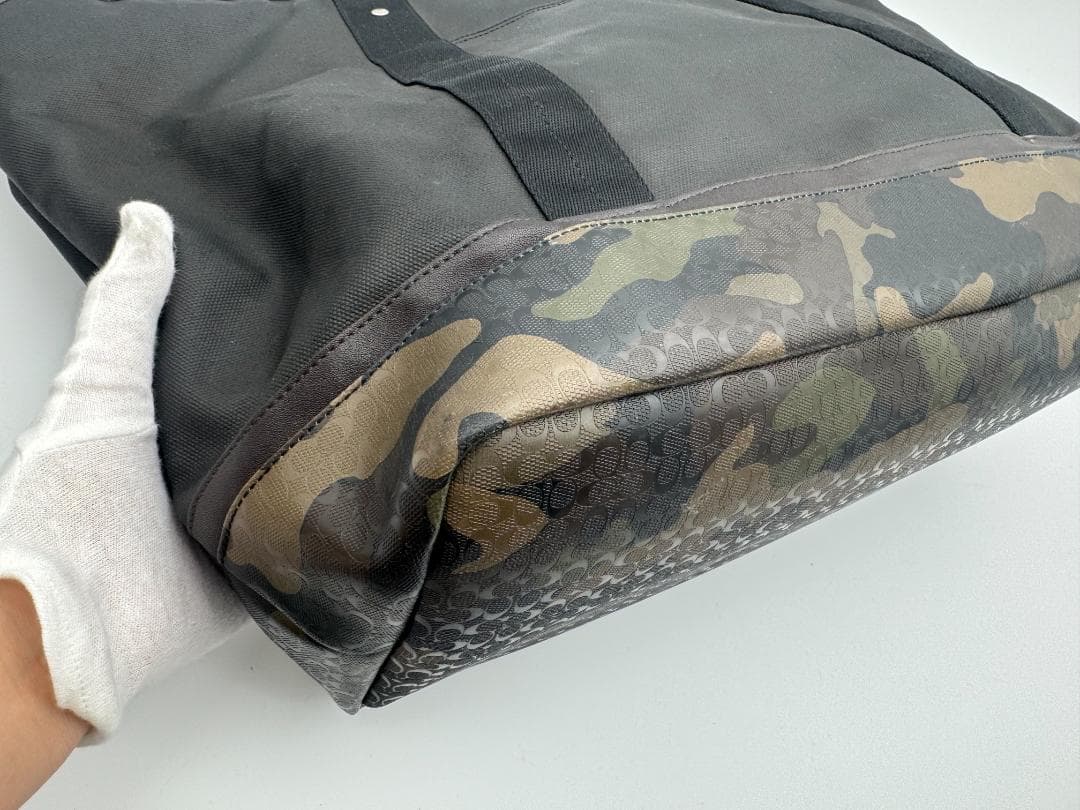 COACH F70832 ウィークエンド トートバッグ カモフラ柄 ポーチ付