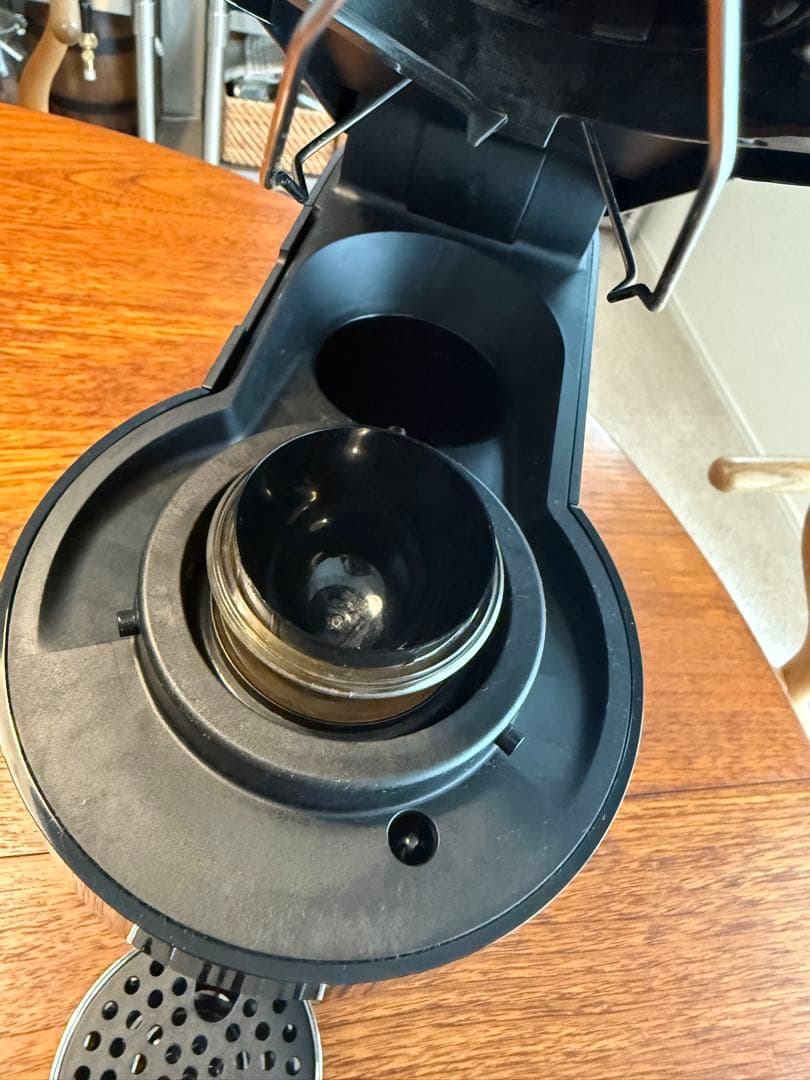 Nespresso コーヒーメーカー ヴァーチュオ デラックス ダーククローム