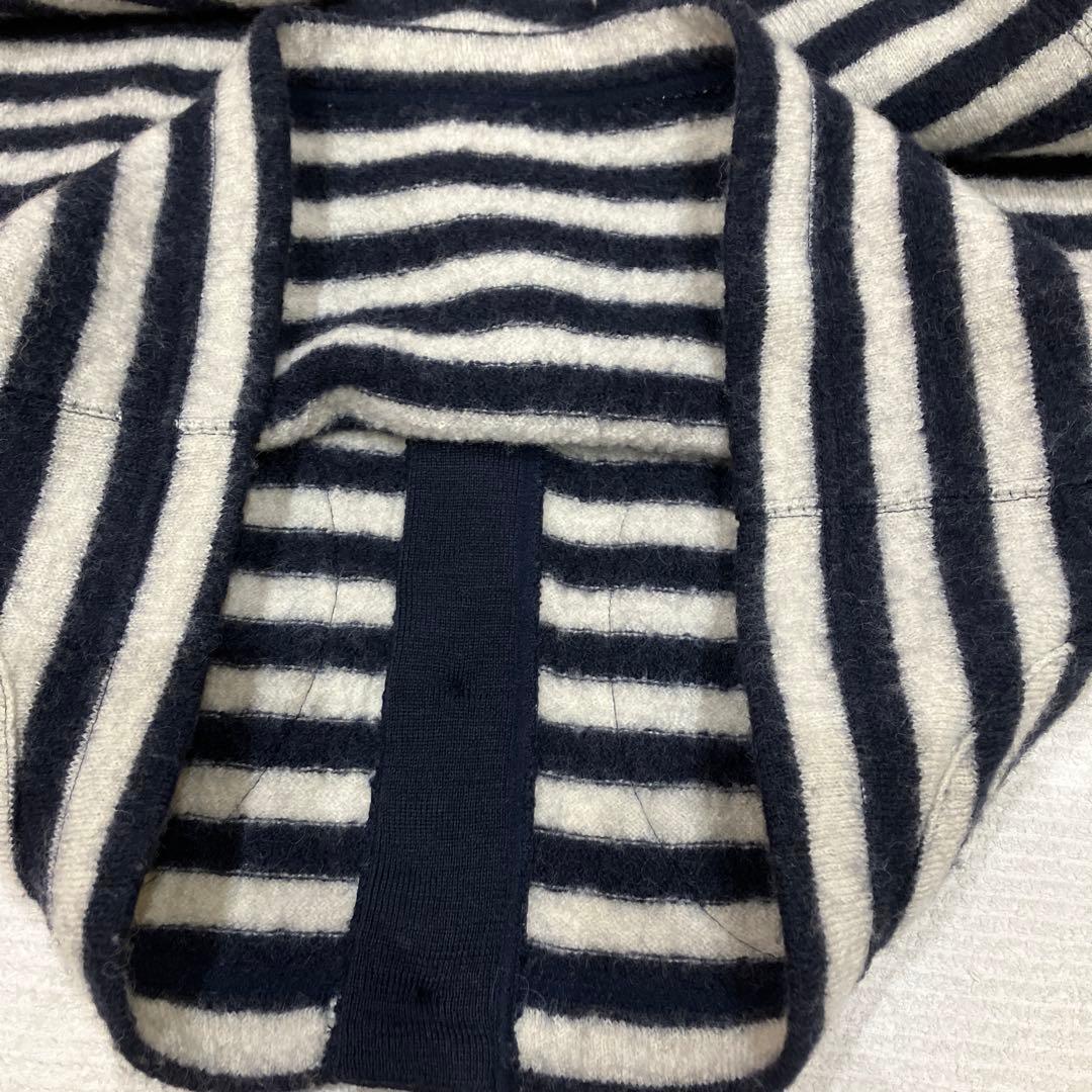 極美品ヤンクシャー　サイズ42 、XL ニットカーディガン、　白ネイビー、