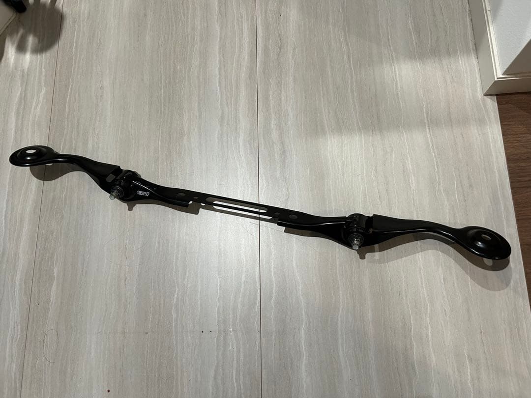 【送料込】レヴォーグ　VM型　フレキシブルサポートサブフレームリヤ