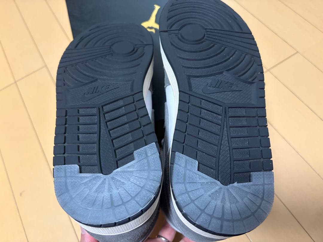 T*A様 2/1迄 ナイキ エアジョーダン1 AJ1 jordan1 スモークグ