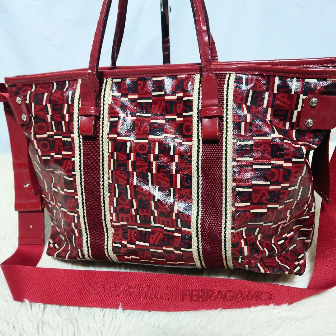 【希少】サルヴァトーレフェラガモ 2way バッグ ロゴ総柄 ボストンバッグ