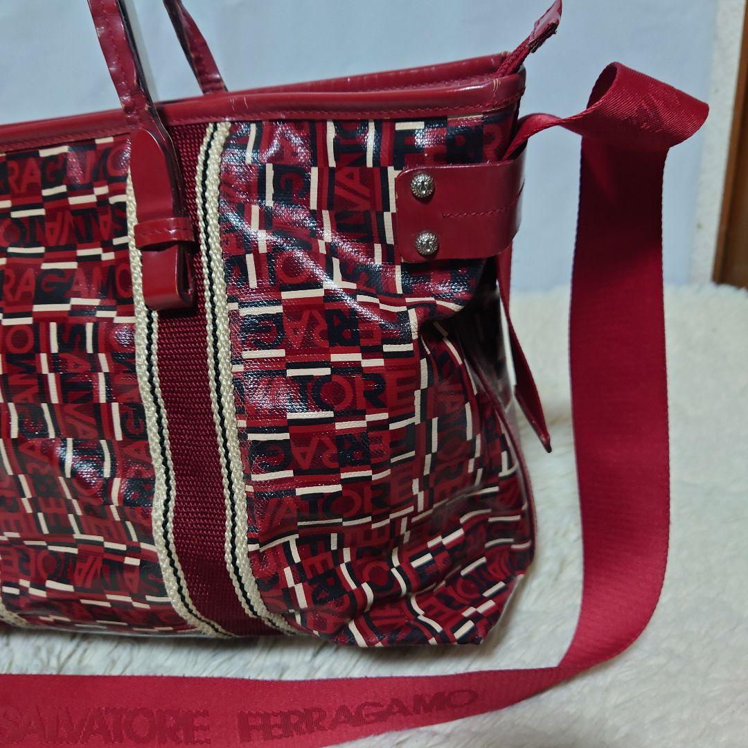 【希少】サルヴァトーレフェラガモ 2way バッグ ロゴ総柄 ボストンバッグ