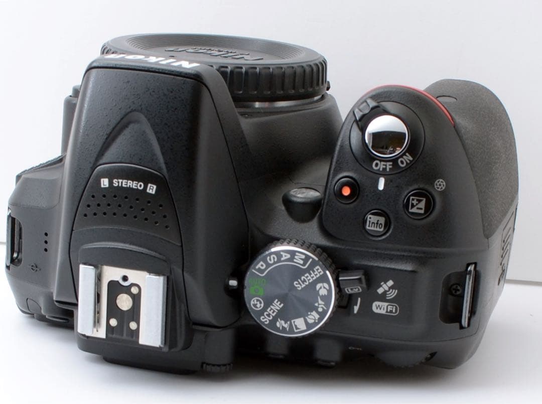 AF-Pレンズ付き！Nikon D5300★Wi-Fi内蔵★初心者におすすめ